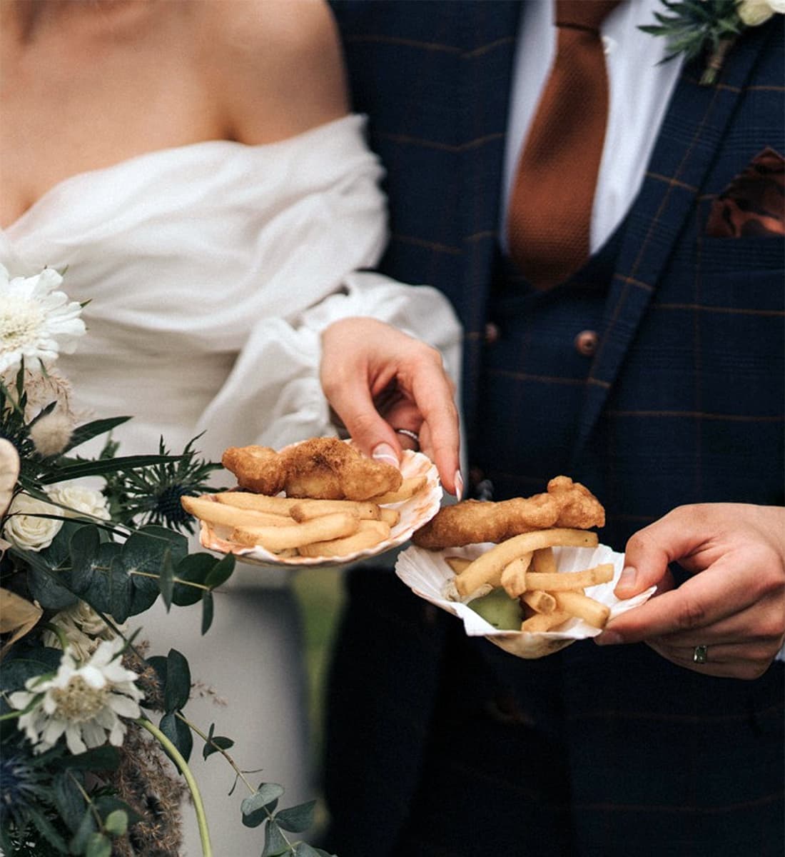 A Bean Pod and a Bun Without Filling: Wedding Catastrophes Through the Eyes of Those Who Survived a Failed Reception